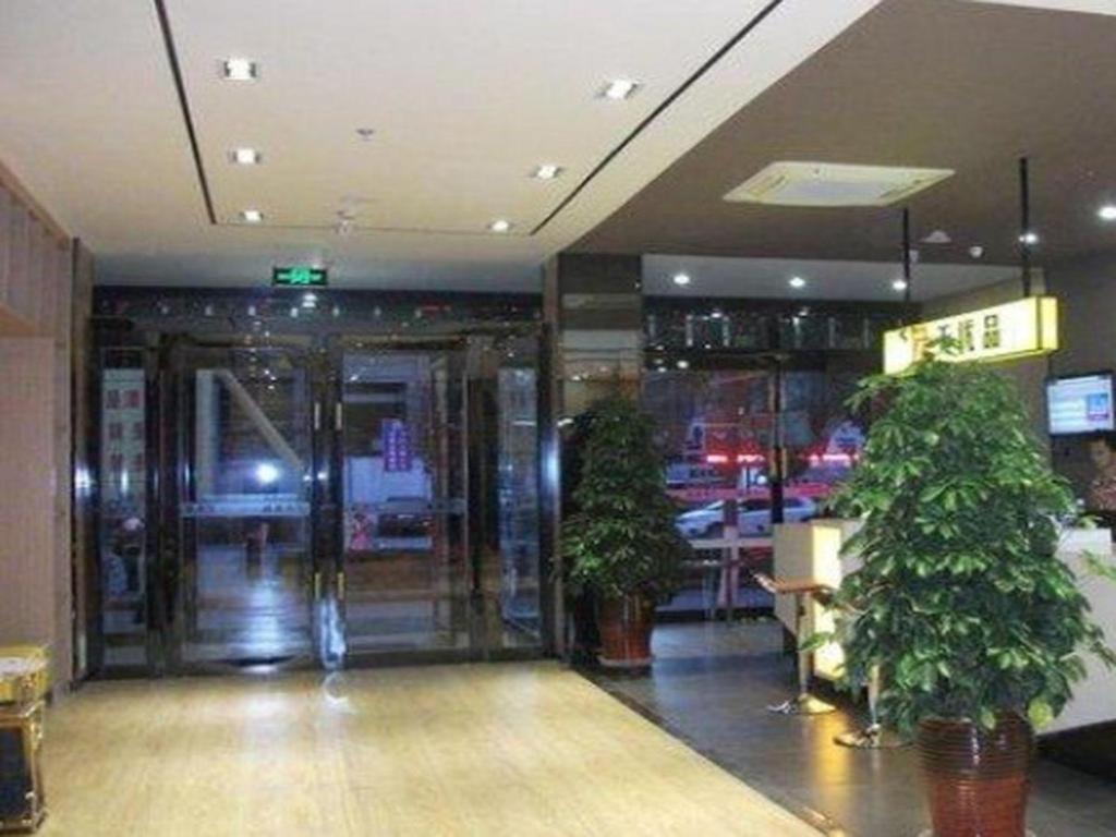 7 Days Premium Zhangye West Toursim Bus Station Zewnętrze zdjęcie